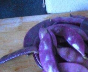 紫色的扁豆角怎么吃好吃 紫色的扁豆角怎么吃