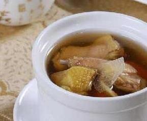 鸽子汤的功效与做法步骤教程 鸽子汤做用