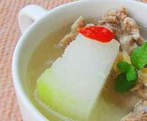 冬瓜排骨汤的营养价值与功效 排骨冬瓜汤有什么营养价值