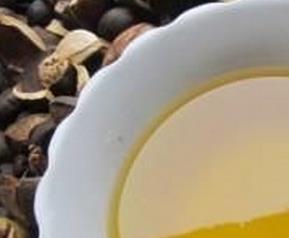 茶树籽油的功效与作用 茶籽树油有什么功效