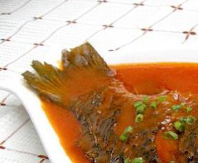 怎样做红烧鱼最好吃 怎样做红烧鱼最好吃又简单