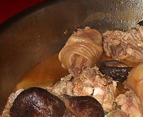竹荪香菇炖鸡汤的做法 香菇炖鸡汤的做法