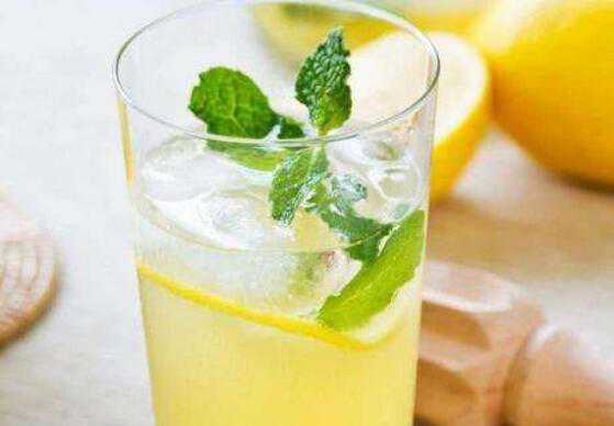 柠檬水怎么做好喝，柠檬水怎样泡效果最好