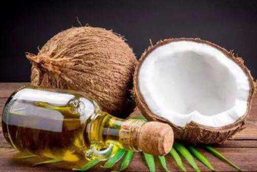 椰子精油的功效与用法 椰子精油的功效与用法图片