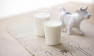 怎么煮牛奶不破坏营养 纯牛奶怎么加热不破坏营养