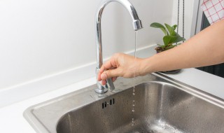 弱碱水和直饮水有什么区别 弱碱健康水和安全直饮水的区别