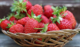 微波炉草莓干的做法 微波炉怎么烘干草莓