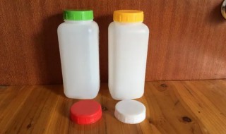 怎样去除塑料瓶上的胶（怎样去除塑料瓶上的胶印）