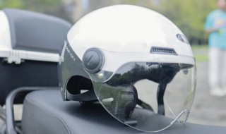 冬季头盔镜片防雾什么方法好 冬季头盔最有效的防雾