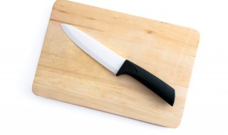 柳木菜板如何防裂 柳木菜板怎么做才能不裂开