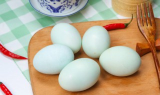 生的咸鸭蛋黄怎么做又简单又好吃 生的咸鸭蛋黄怎么做又简单又好吃窍门