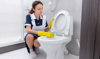 厕所便池污垢怎么清除 清除便池污垢有哪些妙招