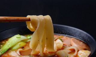 肉汤面怎么做 蒜苔肉汤面怎么做