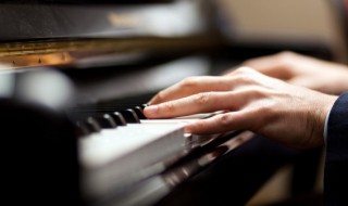 钢琴的英语怎么读 钢琴的英语怎么读语音