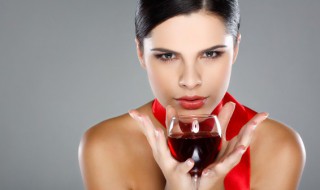 自己酿的葡萄酒如何保存 自酿葡萄酒的最佳保存方法