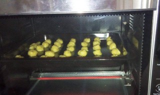 烤箱烤榛子多长时间 烤箱烤榛子多长时间和多高温度