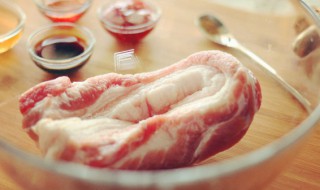 五花肉怎样做更好吃 五花肉怎么做既简单又好吃