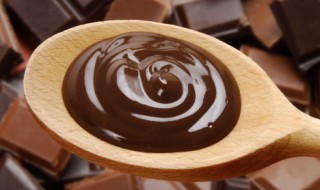 黑巧克力可以常温保存吗 黑巧克力可以放冰箱吗