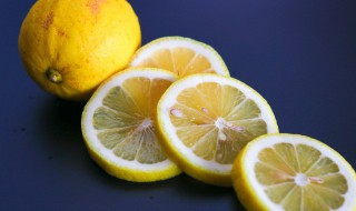 金橘柠檬茶的做法 百香果蜂蜜金桔柠檬茶的做法