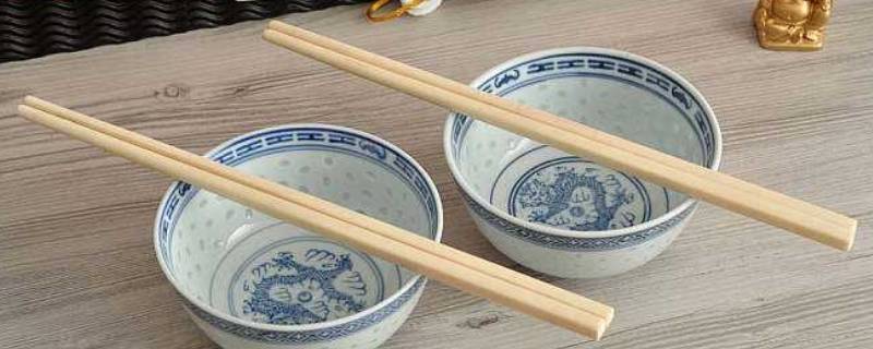 为什么筷子不能平放在碗上（为什么筷子不能横着放在碗上）