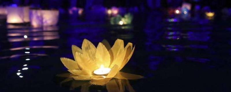 泰国的水灯节有什么传统意义 泰国水灯节相当于中国什么节日