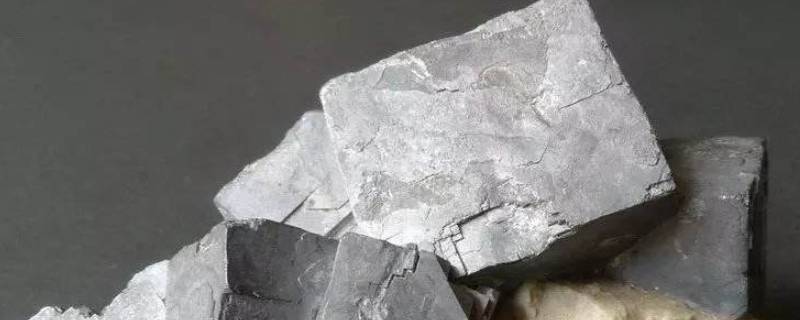 方铅矿是什么形状（方铅矿的形状是什么）