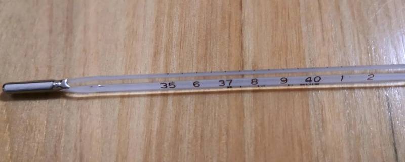 用湿棉花包住温度计会有什么变化 包着湿布的温度计