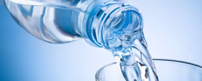 瓶装饮用水是什么水（瓶装饮用水是纯净水吗）