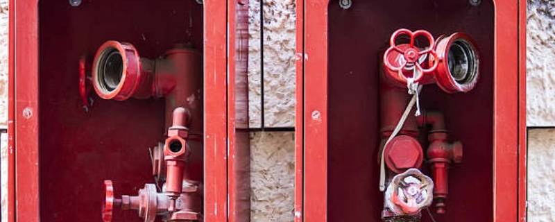 电闸箱起火可以用消防栓吗 配电箱着火可以用消火栓吗