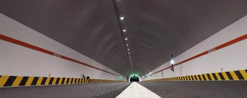 西秦岭隧道有多少公里 陕西秦岭隧道多少公里