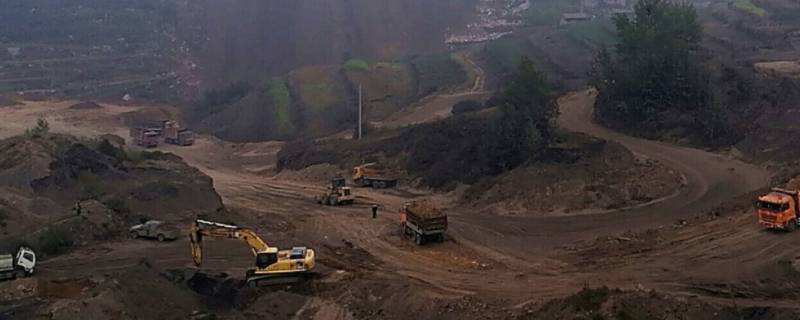 位于云冈石窟附近的大型煤矿是（位于云冈石窟附近的大型煤矿是哪家）