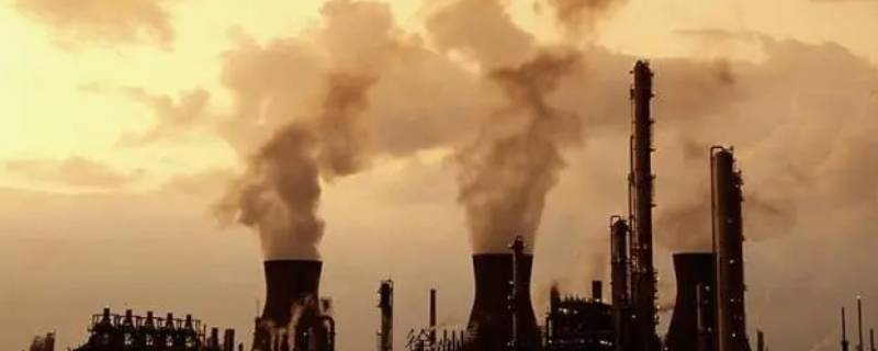 化工厂排放的废气是什么（化工厂排放的废气是什么一股糊味）