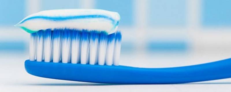 牙膏加洗洁精能刷牙吗 牙膏可以代替洗洁精洗碗吗