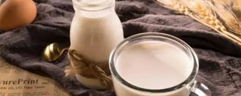 纯牛奶可以放在冰箱里冷藏吗 纯牛奶可以放冰箱保存吗
