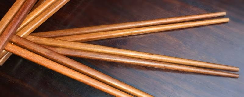 木质筷子可以放在消毒柜里面吗（木筷子可以放在消毒柜里消毒吗）
