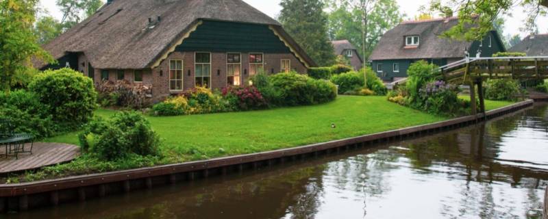 荷兰为什么被称为运河之国 荷兰为什么被称为运河之国100字