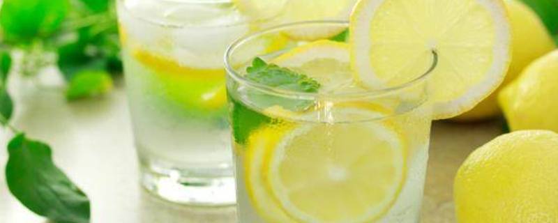 柠檬水怎么喝 柠檬水怎么喝减肥效果最好
