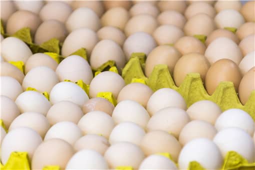 2022鸡蛋价格近期下跌的原因是什么（未来鸡蛋价格或将上涨）