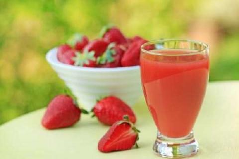 草莓苹果汁有什么功效 草莓和苹果的营养价值