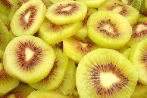 被誉为长生果的是什么水果 俗称的长生果是什么果