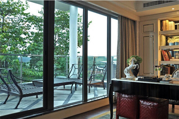 封阳台之五金配件选择 从细节打造优质家居