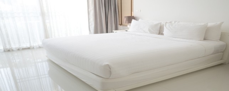 1.8x2.0床一般是配多大的床单呢 1.8x2.2床配多大的床单