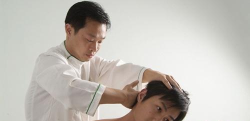 颈椎半脱位的偏方 颈椎半脱位的治疗方法