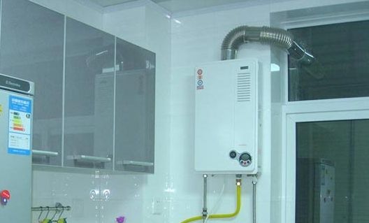天然热水器安装步骤（热水器的安装教程）