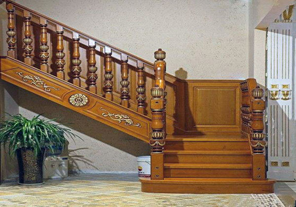 ​ 橡木楼梯的保养要点有哪些 居家安全的保障