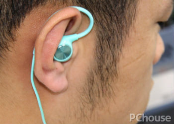 乐视反戴式耳机使用说明视频 乐视反戴式耳机使用说明