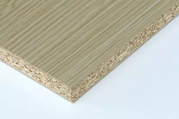 实木颗粒板的优缺点（实木颗粒板的优缺点有哪些）
