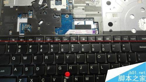 键盘怎么拆?联想ThinkPad E531键盘拆卸的方法