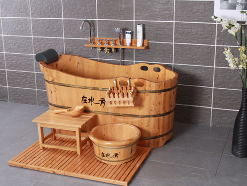 几种常见木桶浴缸尺寸整理 常见的浴缸尺寸