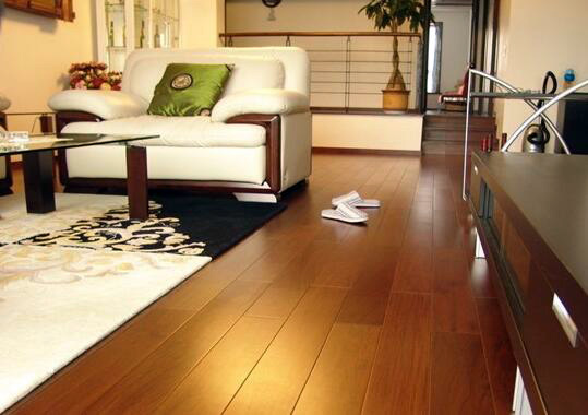 复合地板：美观耐磨的好地板 实木复合地板耐磨性